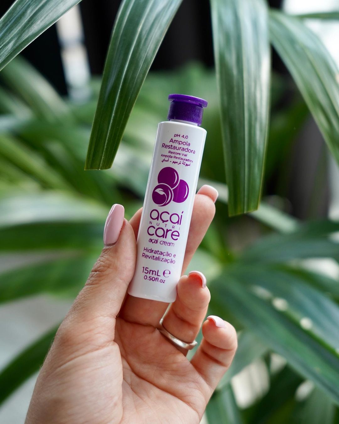 Açaí Reconstrutive Ampoule by Beox professional Hair Mask for Nutrition, highlighted packaging