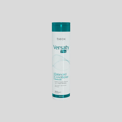 Versaty Pro Home Care Conditioner by Beox professional Conditioner for Nutrition, Hydration, highlighted packaging